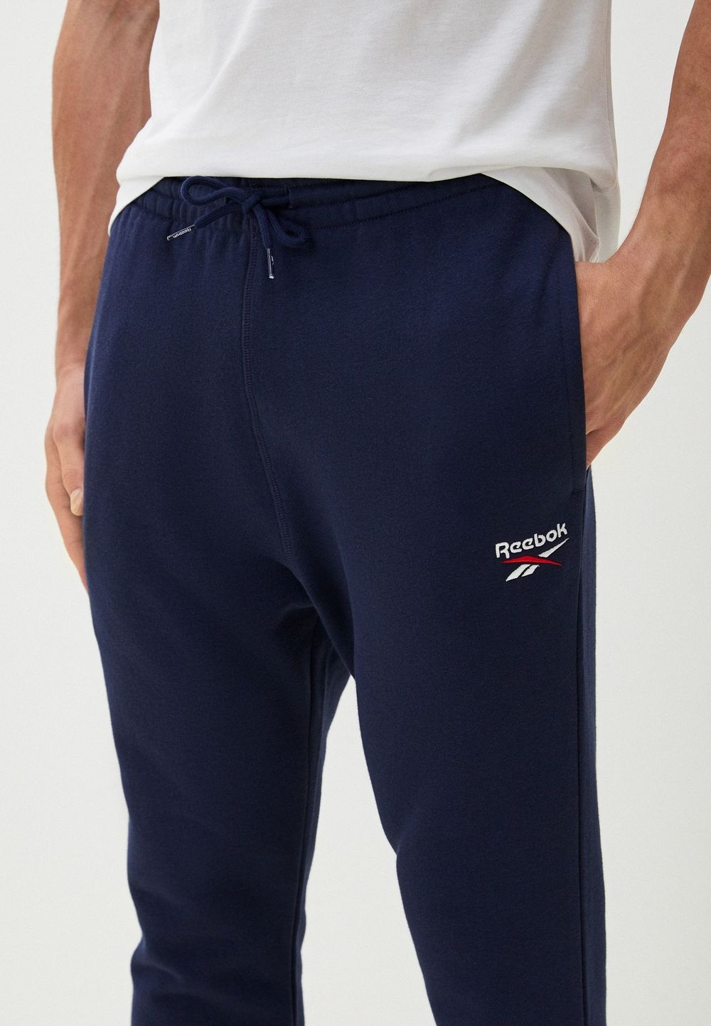 Брюки спортивные мужские REEBOK IDENTITY SMALL LOGO FLEECE JOGGER