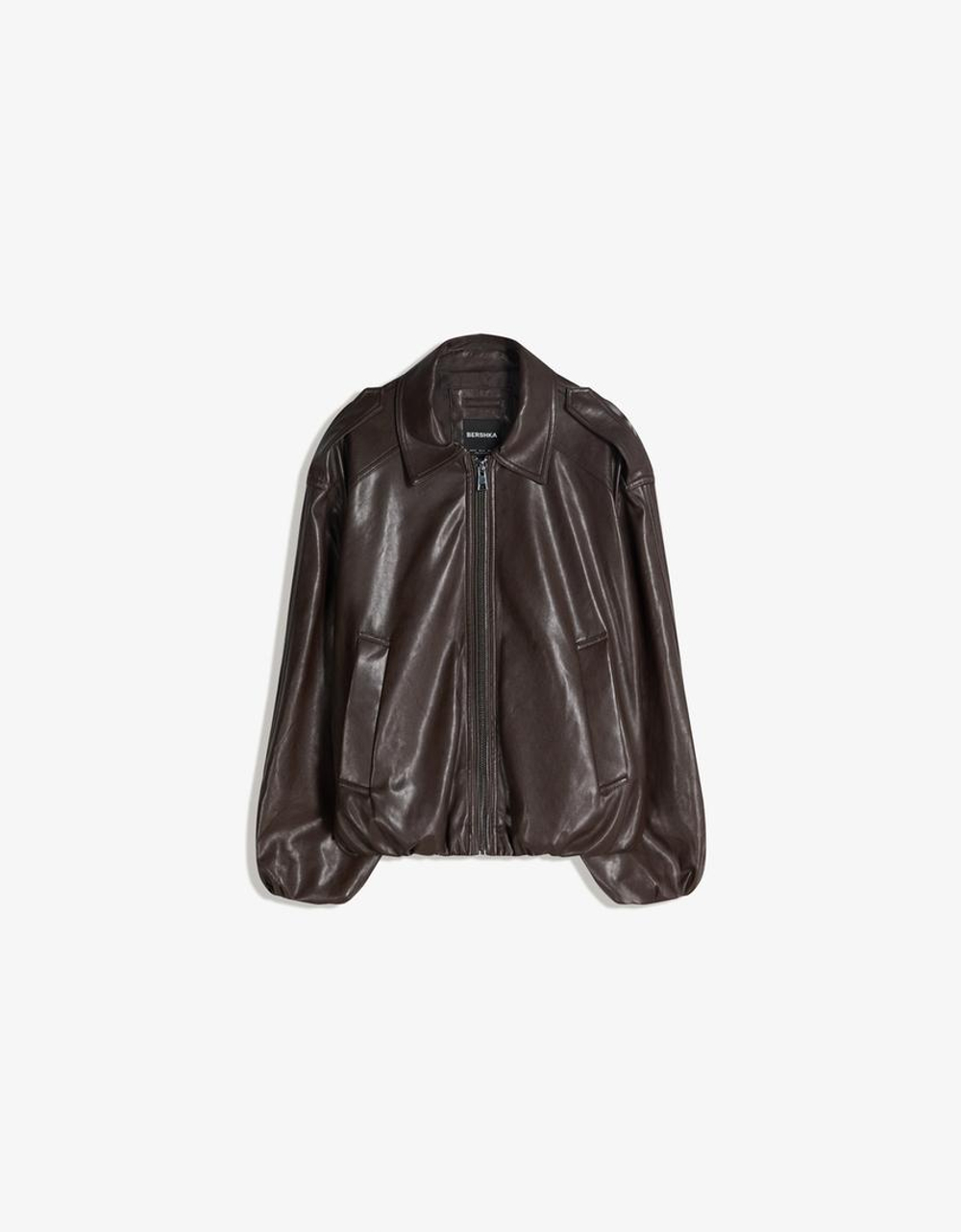 BERSHKA Куртка из искусственной кожи, коричневый