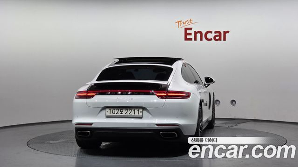 Porsche Panamera 3.0 AWD — 2018