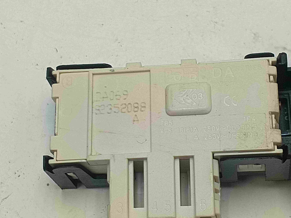 WF6528S7W кт226 Блокировка люка для стиральной машины Samsung DA-06982352088 б/у