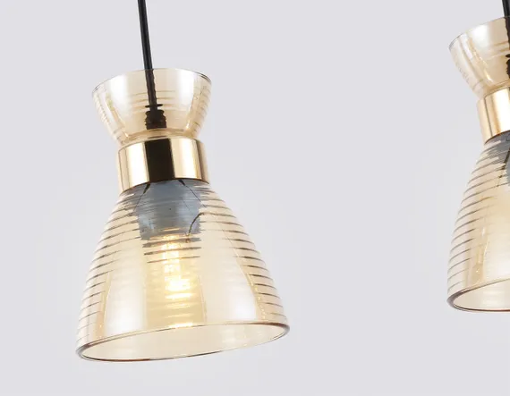 Подвесной светильник Traditional TR3404 Ambrella