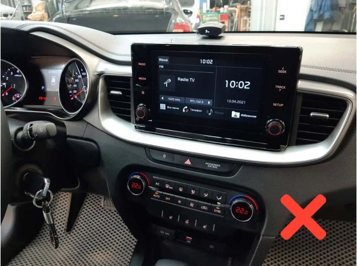 Магнитола для KIA Ceed 3 2018-2020 (CD) - Teyes CC3 SPLIT Android 10, Быстрая, CarPlay, 4G SIM-слот