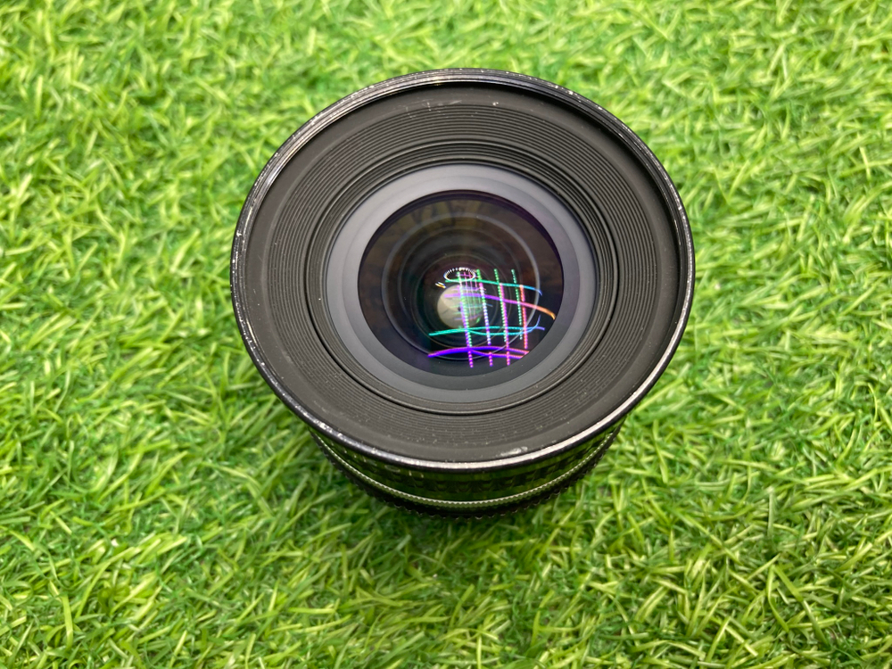Nikon Nikkor 20mm 2.8