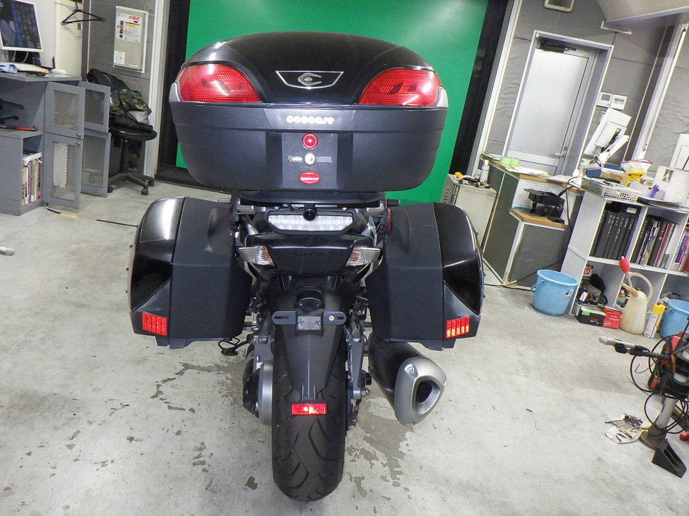 Kawasaki 1400GTR	2009