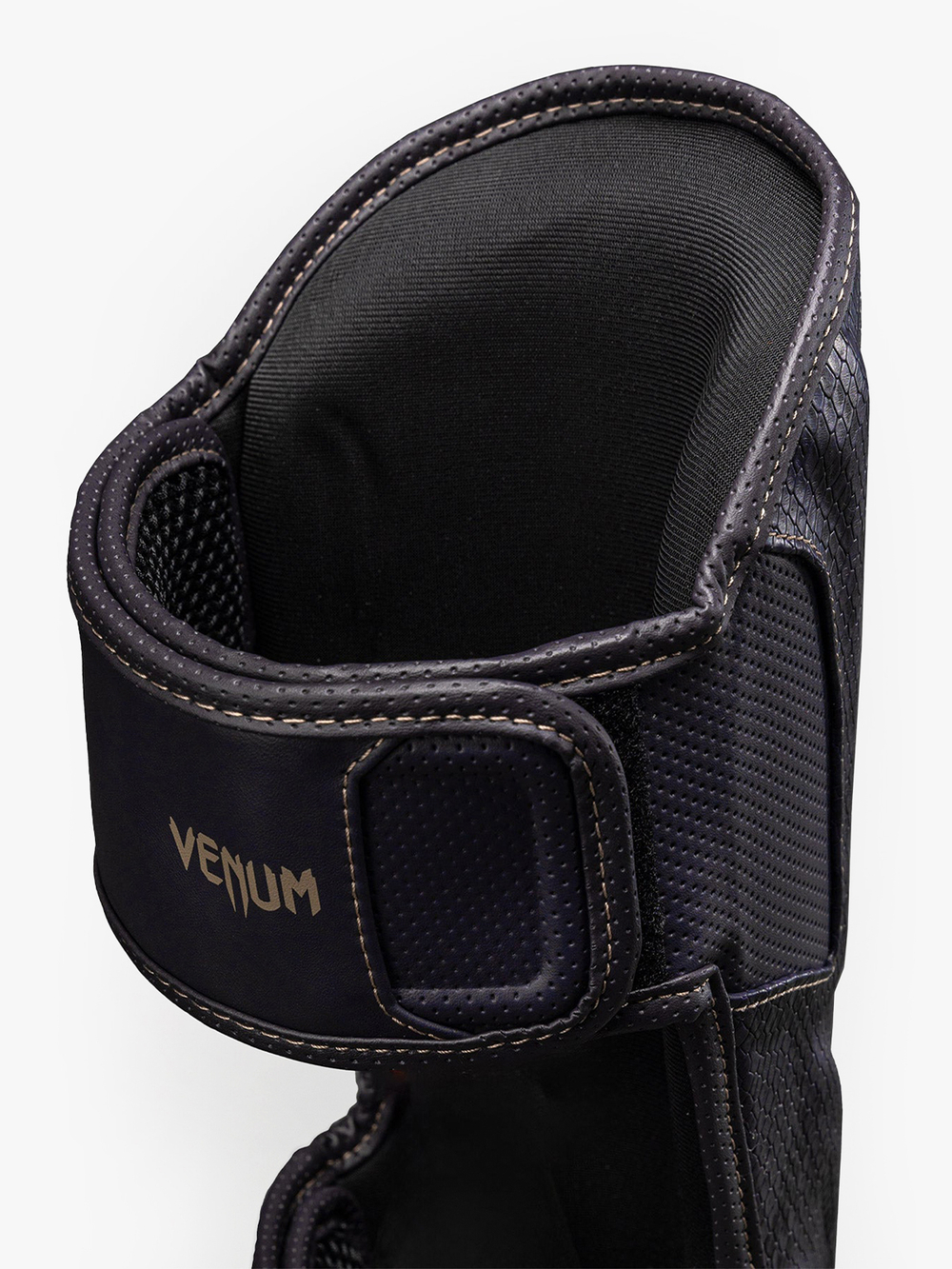 Щитки Venum Impact Evo Scales Dark Purple