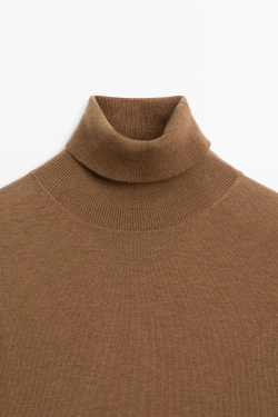 Massimo Dutti Свитер из смесовой шерсти с высоким воротником, тоффи