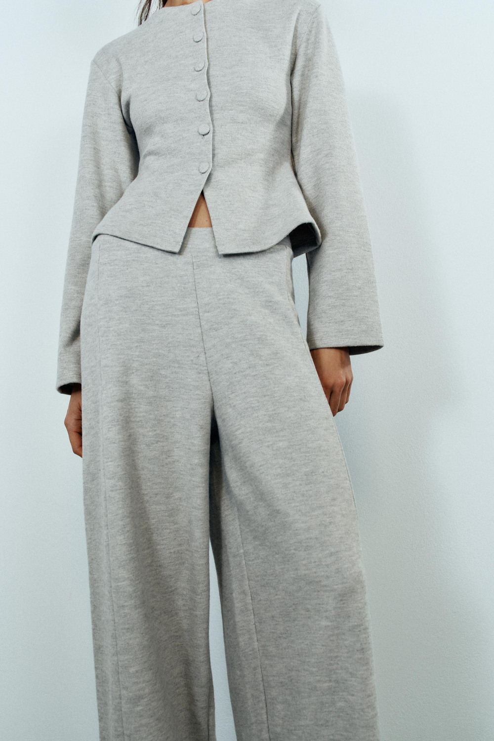 ОБЪЕМНЫЕ БРЮКИ ИЗ МЯГКОЙ ТКАНИ — ZARA