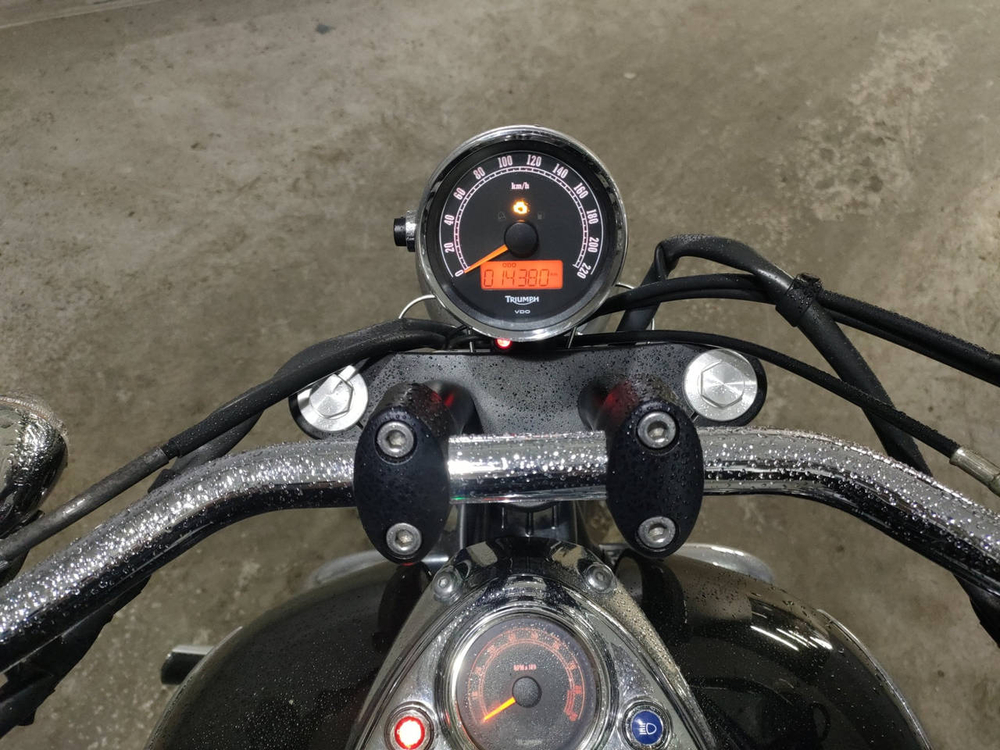 Triumph Speedmaster 900 2012