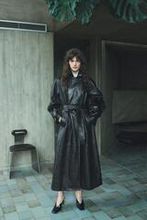 Верхняя одежда из кожи Zara