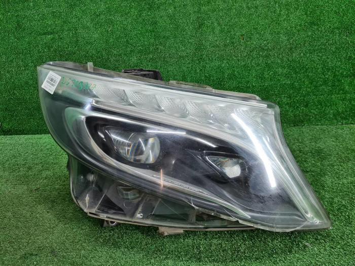 Фара правая Mercedes V W447 (2014-н.в.) LED