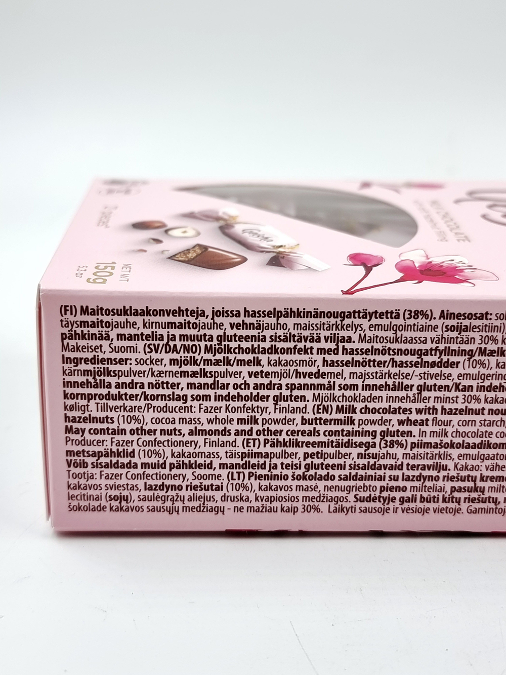 Конфеты Karl Fazer Milk Chocolate молочный шоколад с начинкой из тертого ореха 150 г (Из Финляндии)