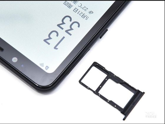 Hisense A5 Pro CC, 5,84 E-Ink смартфон с цветным дисплеем