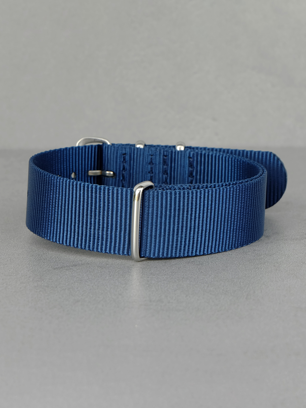 Nato Strap - нейлоновый ремешок для часов