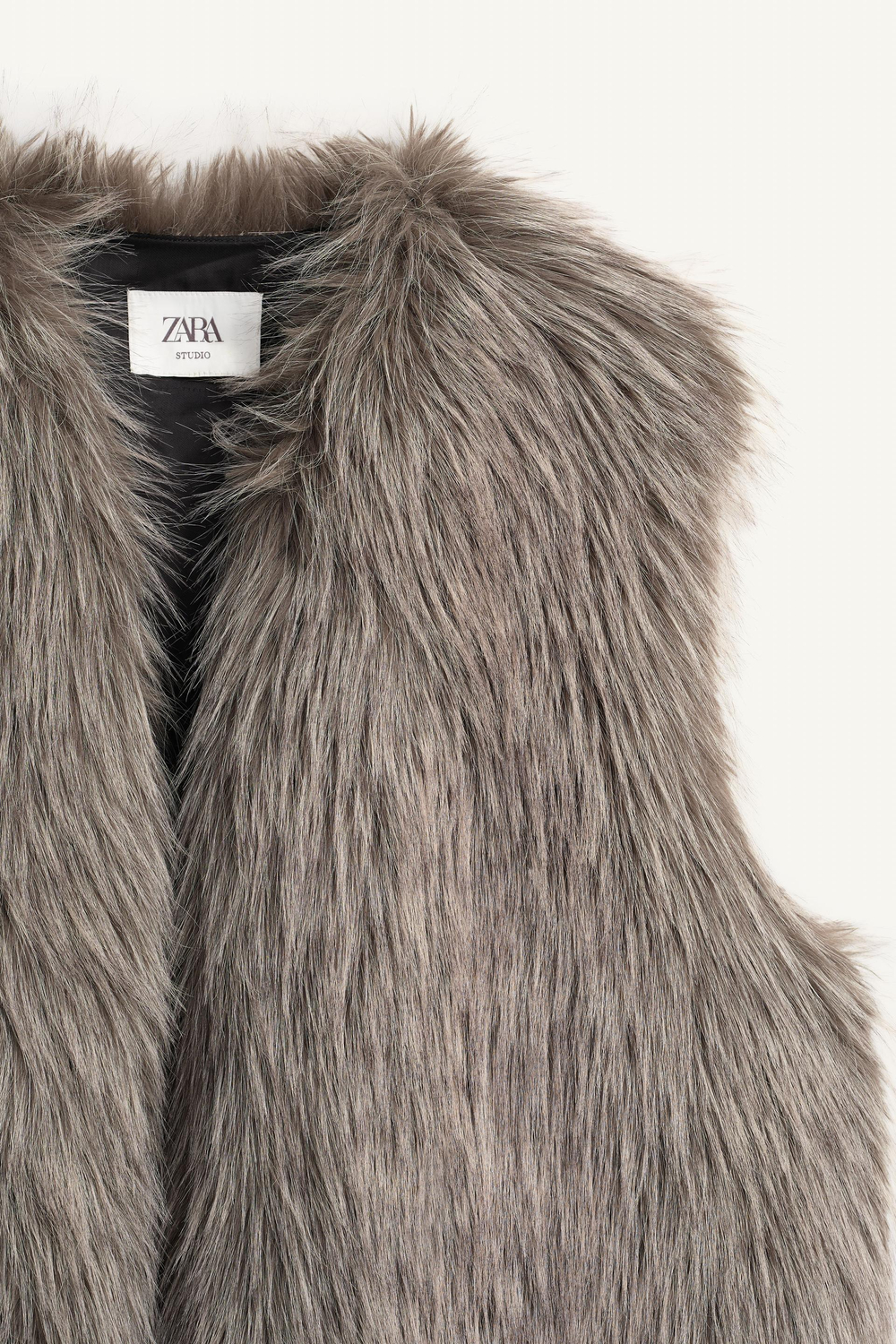 ZARA ЖИЛЕТ ИЗ ИСКУССТВЕННОГО МЕХА - LIMITED EDITION, СВЕТЛО-СЕРЫЙ