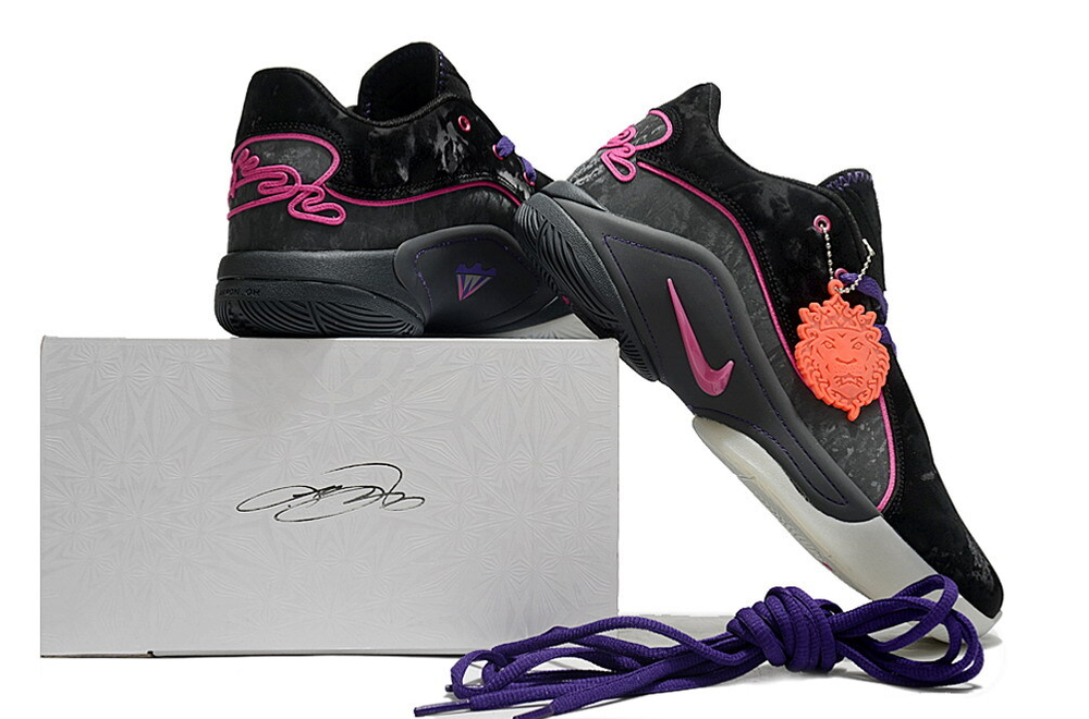 Сколько стоят Nike LeBron 22 Blacklight
