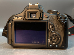 Canon EOS 600D 13800 кадров