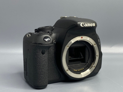 Canon EOS 600D