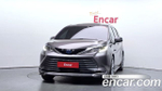 Toyota Sienna 2.5 Hybrid 2WD — 2021