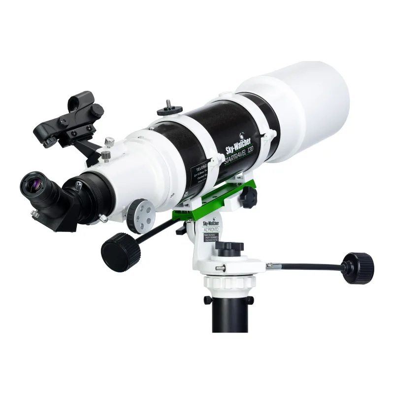 Телескоп Sky-Watcher StarTravel BK 120 AZ PRONTO на треноге Star Adventurer - крупный план трубы, искателя и окуляра