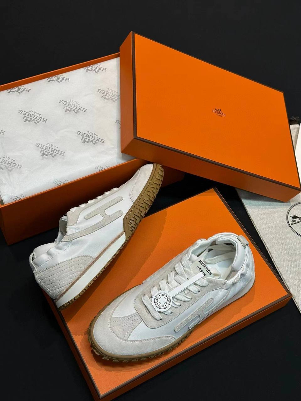 Кроссовки Hermes