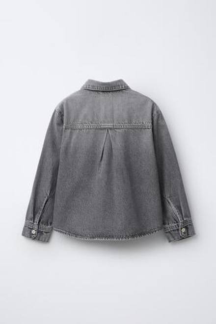 ZARA ДЖИНСОВАЯ РУБАШКА С КАРМАНАМИ, СЕРЫЙ