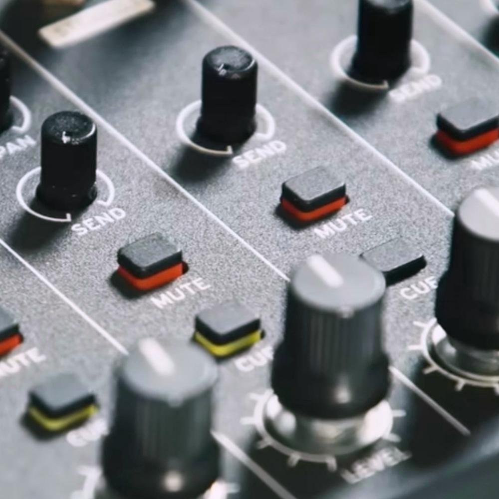 Korg NTS-4 Микшер