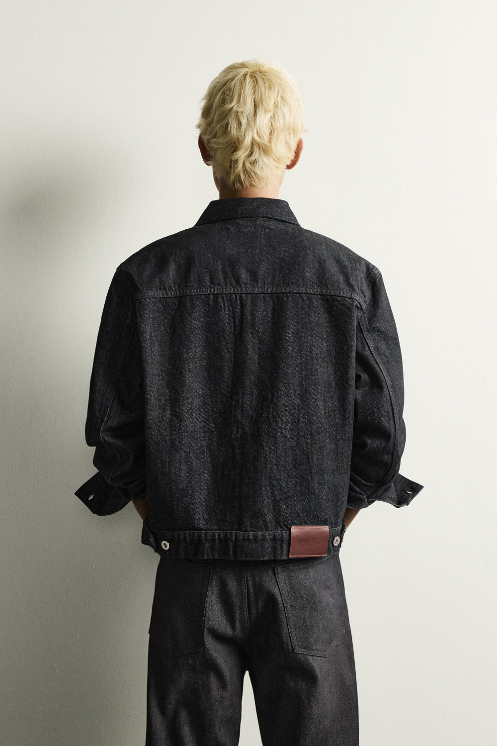 БАЗОВАЯ ДЖИНСОВАЯ КУРТКА — ZARA · 6987/314
