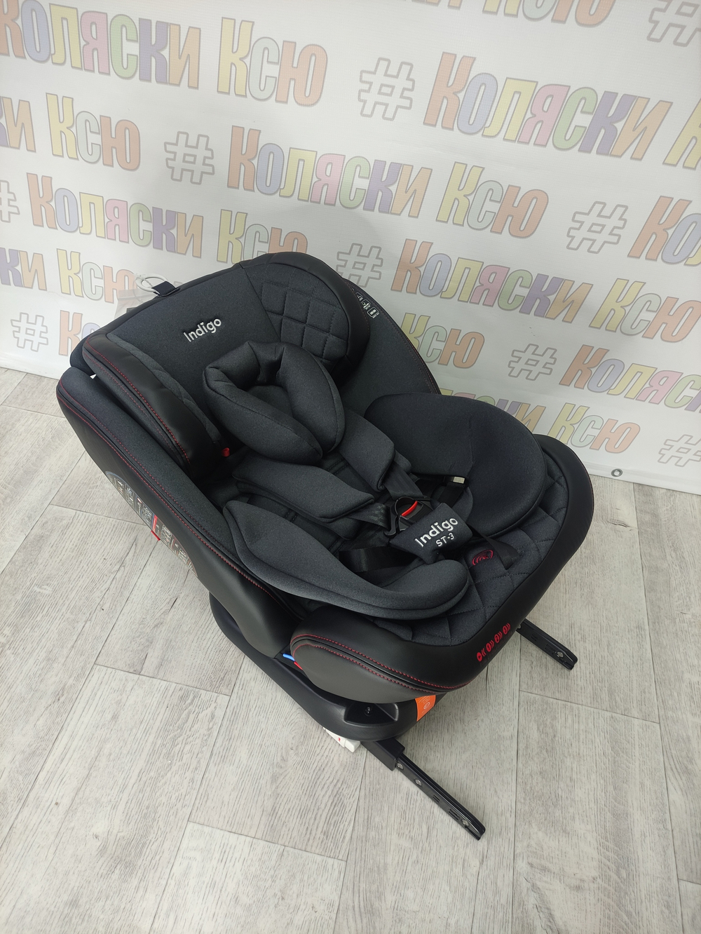 Автокресло детское Indigo Aero ST-3 Isofix группа 0/1/2/3 (0-36) черный-красный