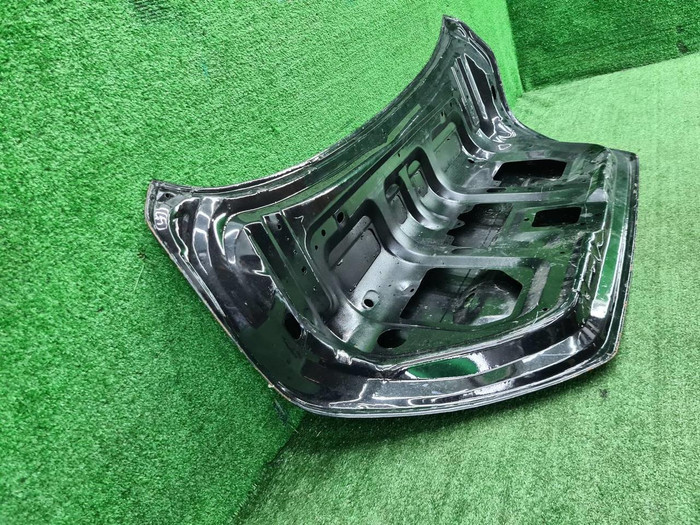 Крышка багажника Nissan Tiida C11 (04-13) седан