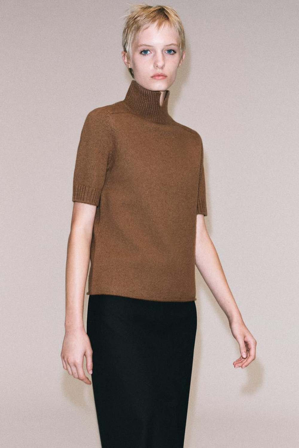ZARA СВИТЕР ИЗ 100% ШЕРСТИ С КОРОТКИМ РУКАВОМ, ЧЕРЕПИЧНЫЙ
