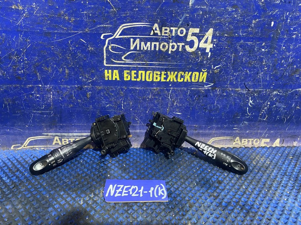 Переключатель подрулевой TOYOTA ALLEX 2001