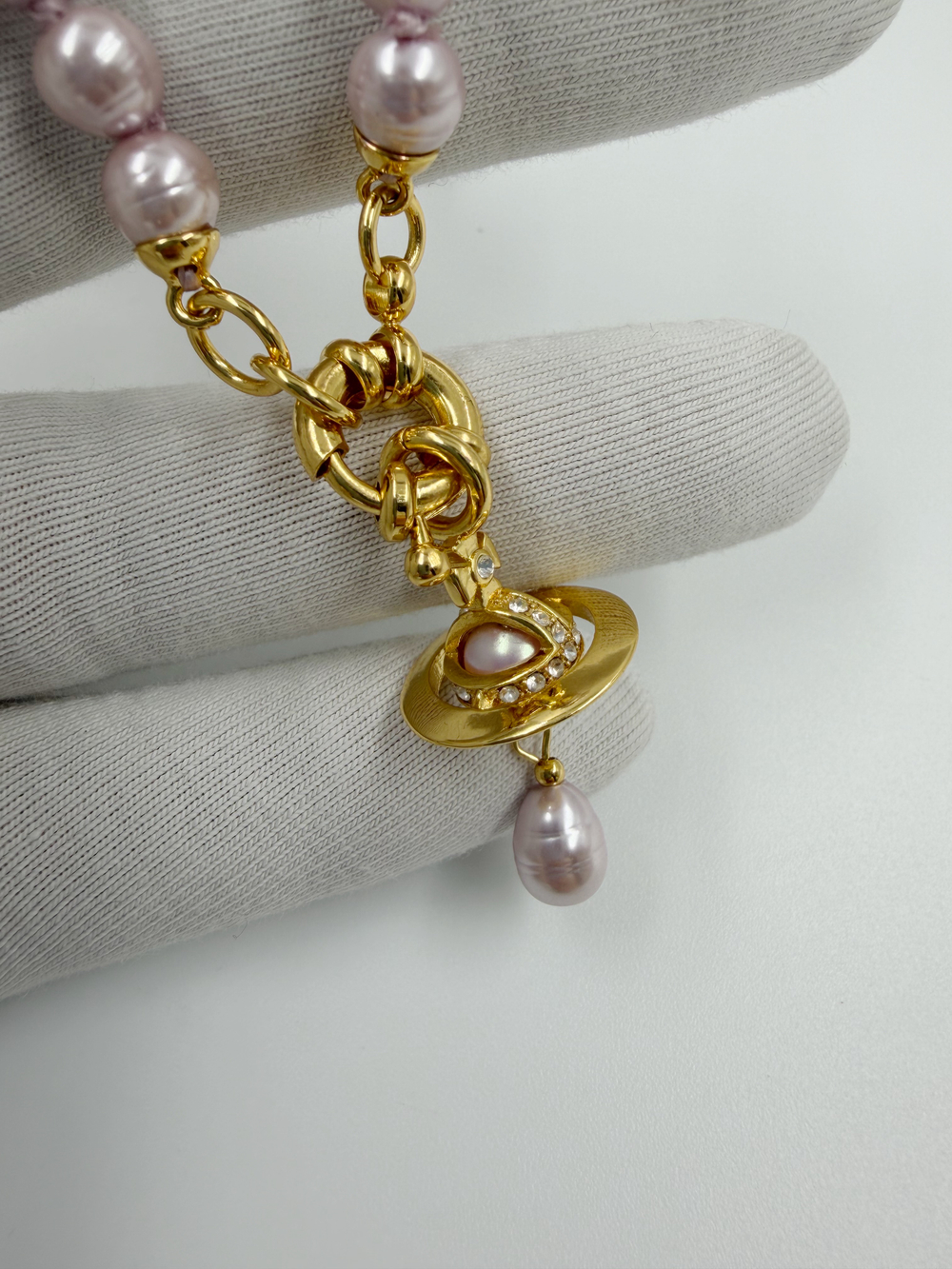 Колье Vivienne Westwood сиреневое