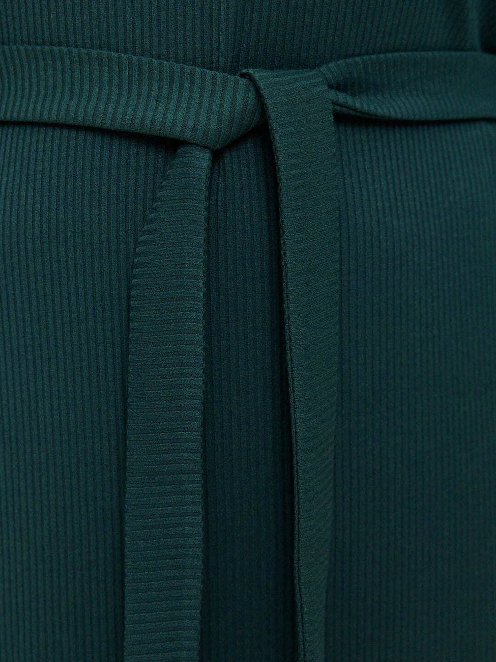 Трикотажное платье MIDI, изумруд