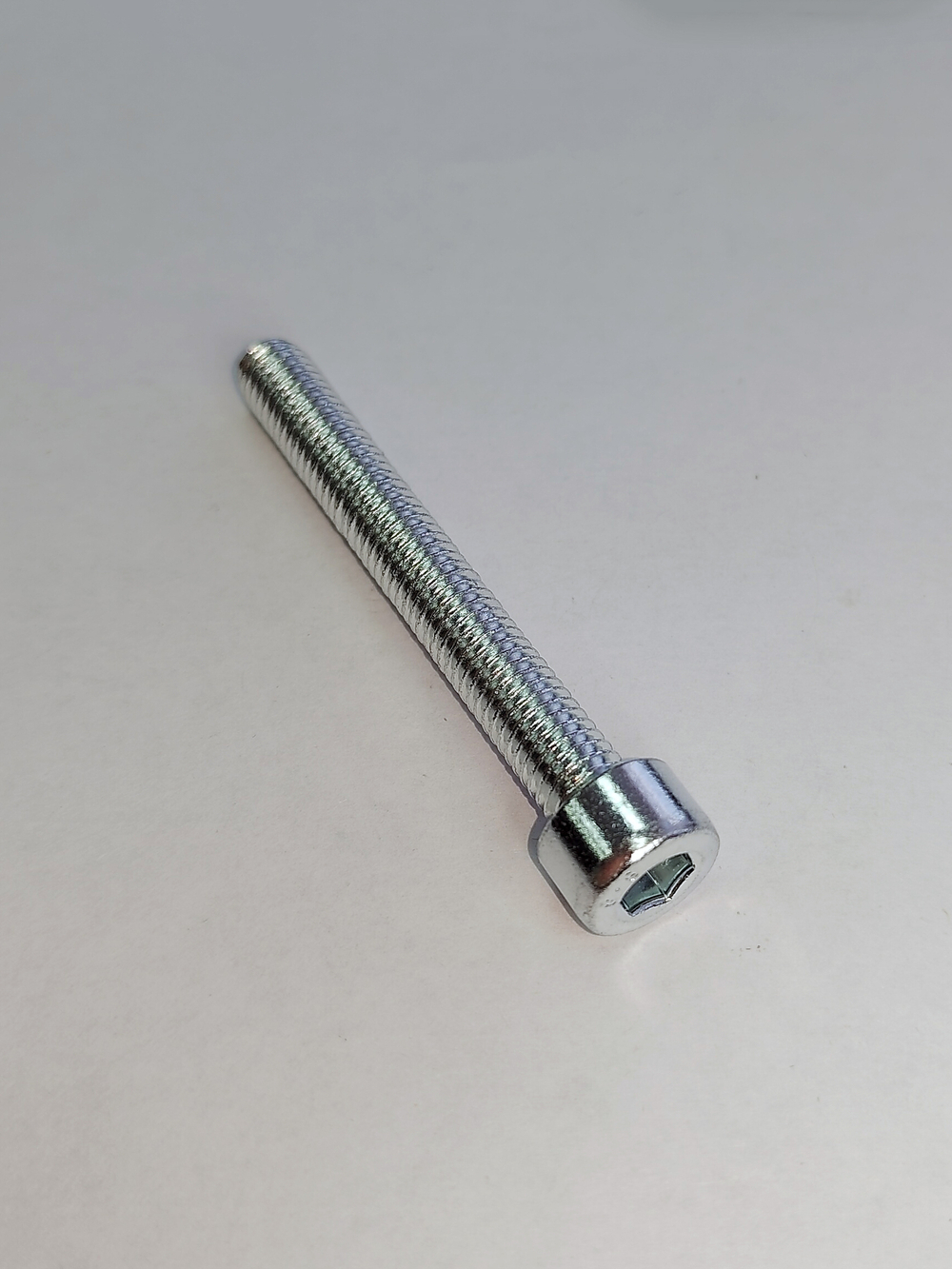 8х60 ОЦ. Винт П/Р с внут.шестигр. к.п.8.8 DIN912 (10 шт)
