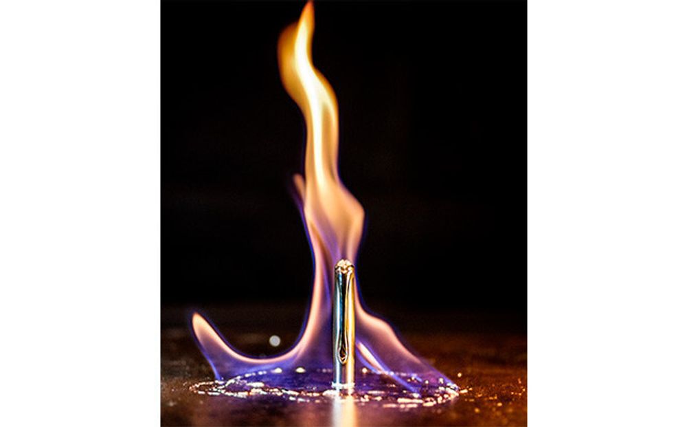 Перьевая ручка Diplomat Traveller Flame F (D40701023) 13