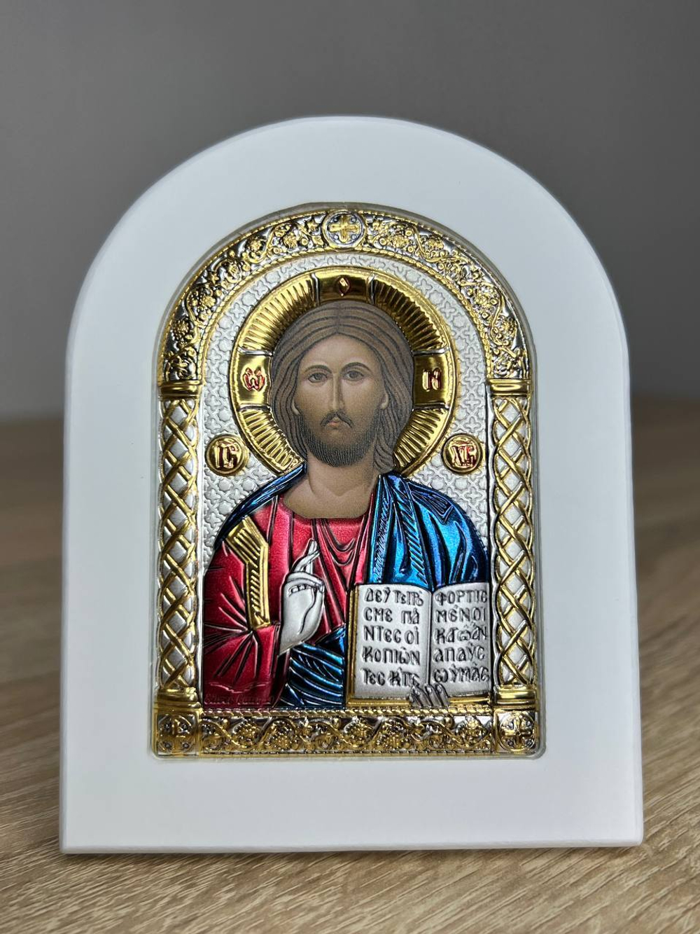 Спаситель, икона арочная, белое дерево, эмаль 86х112м
