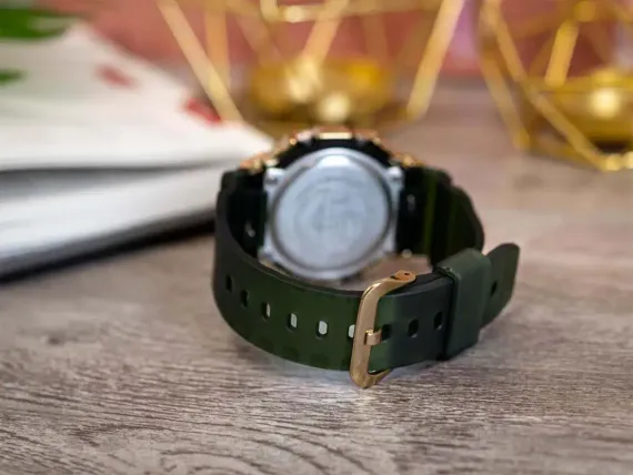 Наручные часы Casio GM-5600CL-3D