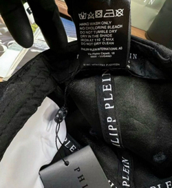 Бейсболка Philipp Plein Red Skull