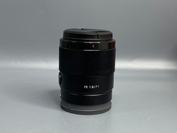 Sony FE 35mm f/1.8