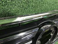 Решетка радиатора Toyota Land Cruiser 200 (2015-2021)