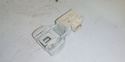 32 Устройство блокировки люка Indesit DM066 BWSA 61051 б/у