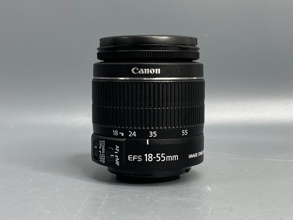 Canon 550D Kit 18-55mm IS II 2.500 кадров