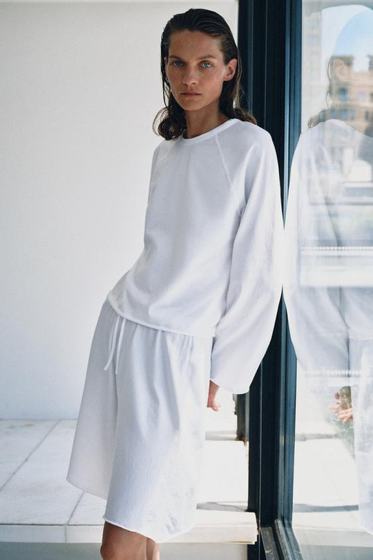 ZARA ХЛОПКОВЫЕ ШОРТЫ НА ШНУРКЕ, БЕЛЫЙ
