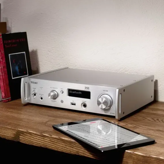 TEAC NT-505-X Black