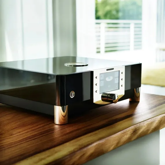 MBL N11 Preamplifier Piano White Palinux