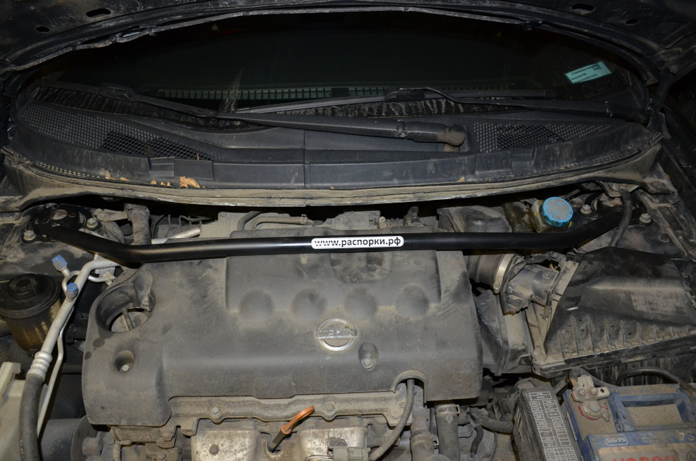 Распорка передних стоек NISSAN PRIMERA (P12)