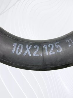 Камера 10x2.125 с изогнутым ниппелем