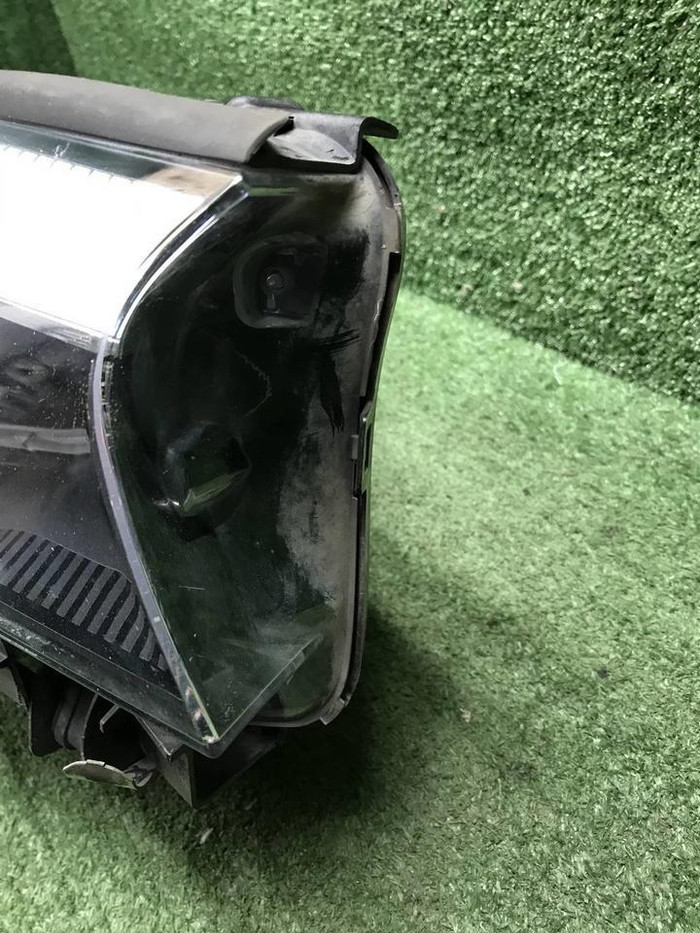 Фара правая BMW 5er G30 (2017-2020) LED