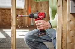 Аккумуляторный шуруповерт Milwaukee M12 FDD2-202 4933479873