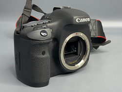 Canon EOS 7D 23 000 кадров